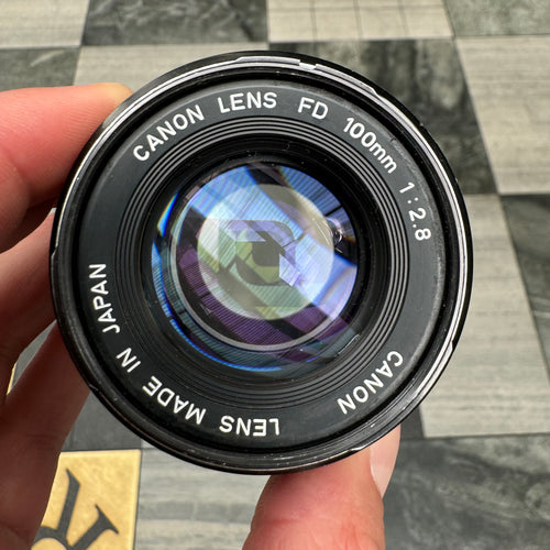 Canon 100mm f/2.8 Lens
