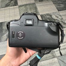 Load image into Gallery viewer, Canon EOS 1000FN Body
