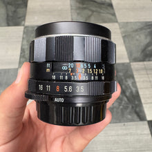Load image into Gallery viewer, Super-Takumar 28mm f/3.5 Lens