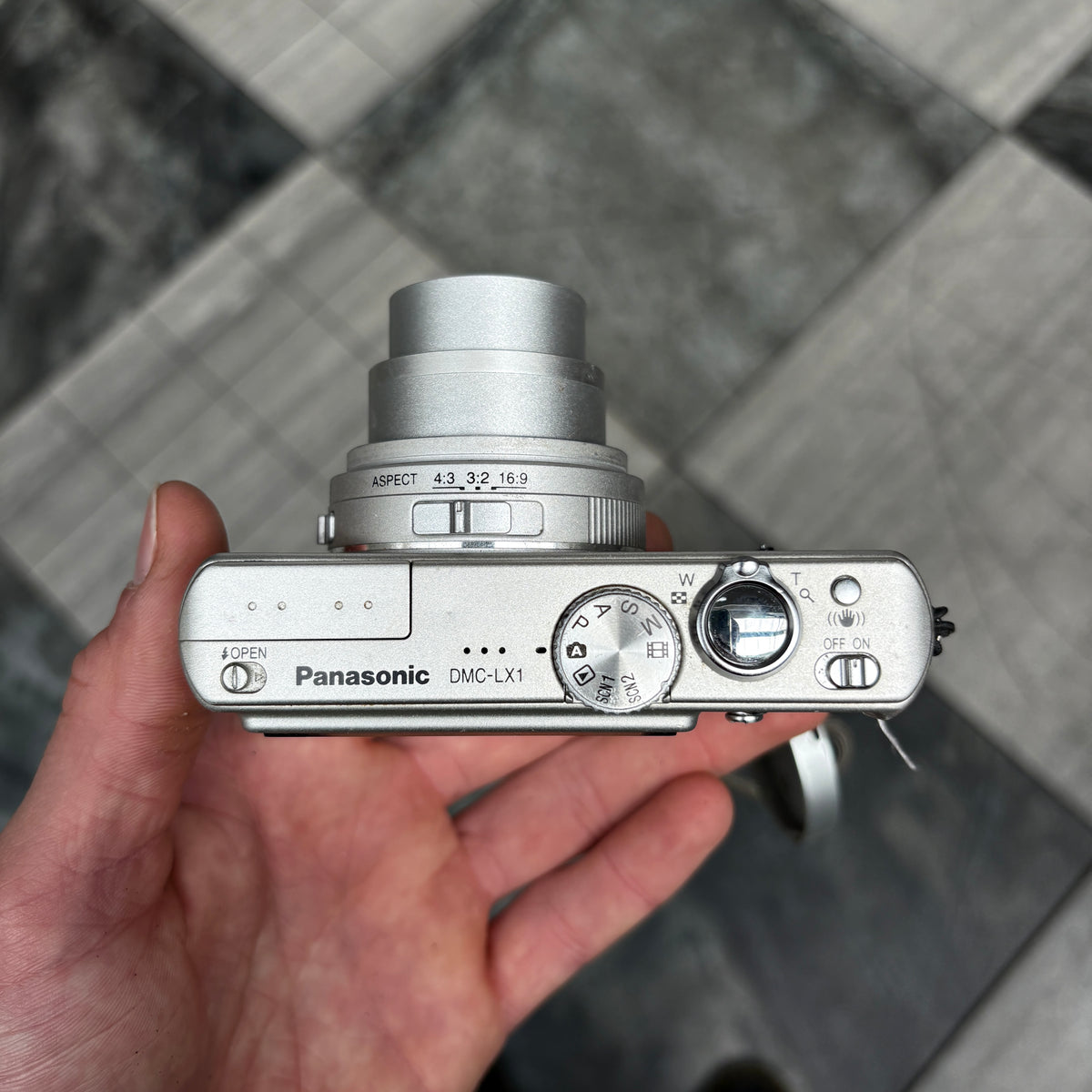 希少♦️ Panasonic DMC-LX1 LEICAレンズ搭載 LUMIX DMC-LX1 希少♦️ Panasonic DMC-LX1 LEICAレンズ搭載 希少