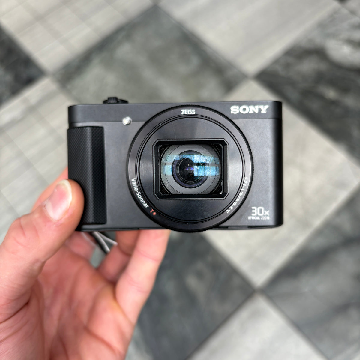 【ジャンク】ソニー SONY Cyber-shot DSC-HX90V Sony Cyber-shot DSC-HX90V Review | Amateur Photographer