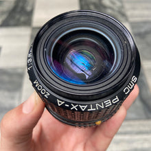 Load image into Gallery viewer, SMC Pentax-A Zoom 35-70mm f/3.5-4.5 Lens