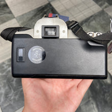 Load image into Gallery viewer, Canon EOS 300 Body