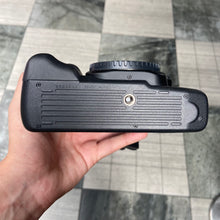 Load image into Gallery viewer, Canon EOS 850 Body