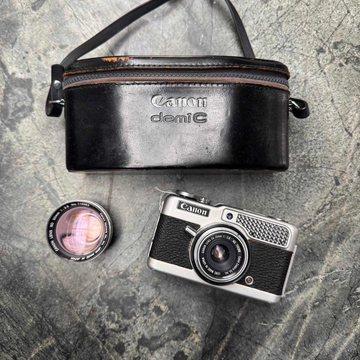 [美品、整備済] ベージュ　希少品！Canon Demi C、50 & 28mm 美品、整備済] ベージュ 希少品！Canon Demi C、50 & 28mm