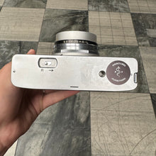Load image into Gallery viewer, Canon Canonet Junior