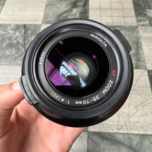 Load image into Gallery viewer, Minolta AF Zoom 35-70mm f/4(22) Lens