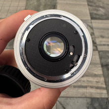 Load image into Gallery viewer, Minolta MC W.Rokkor-HG 35mm f/2.8 Lens