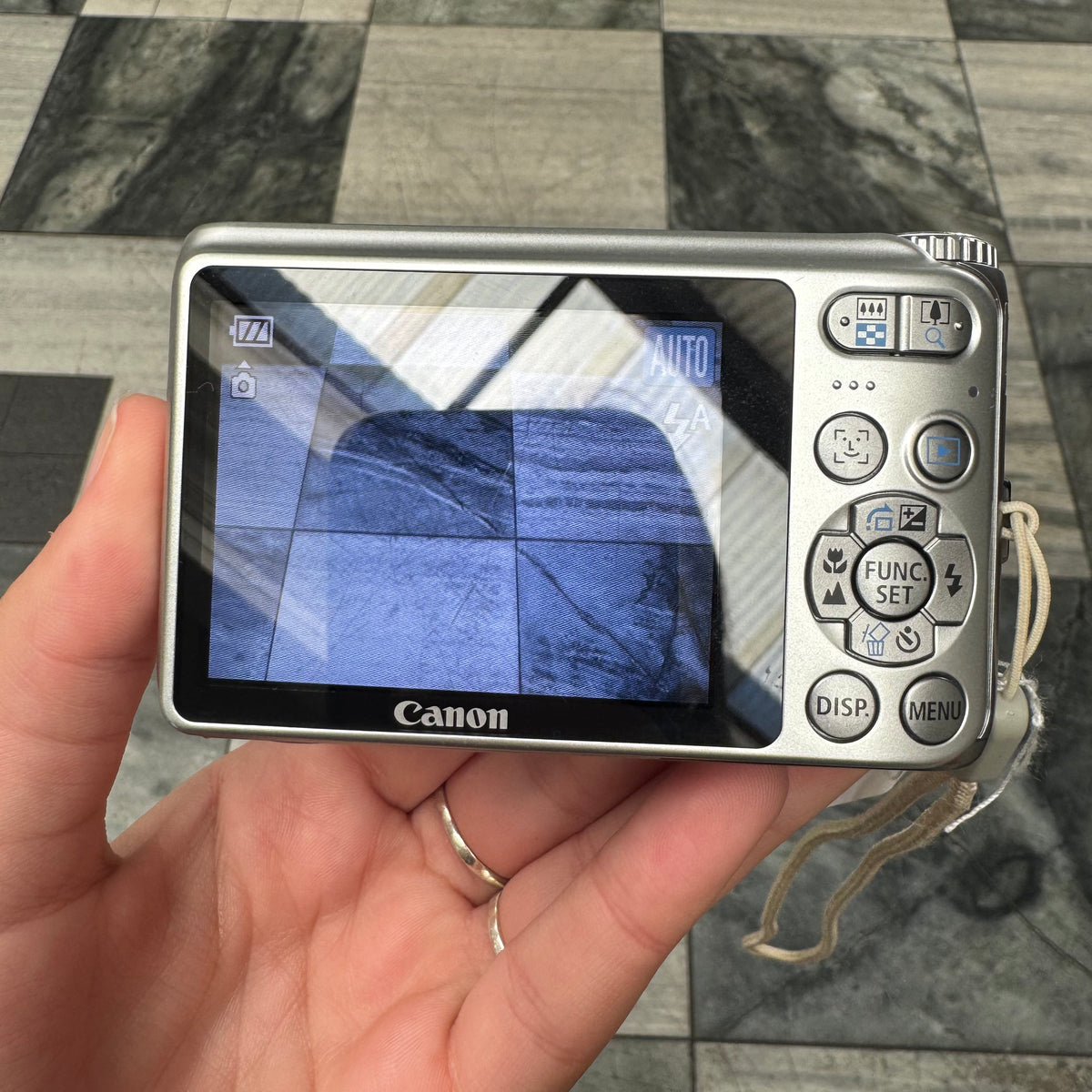 Canon powershot A3100IS ジャンク　動作未確認 PowerShot A3100 IS - キヤノンカメラミュージアム