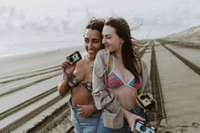 Load image into Gallery viewer, CANDID REUSABLE 35MM CAMERA