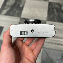 Load image into Gallery viewer, Olympus Pen EE-2