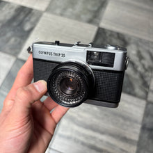 Load image into Gallery viewer, Olympus Trip 35