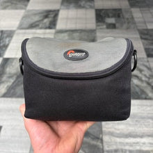 Load image into Gallery viewer, Sony HDR-CX190E Handycam