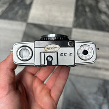 Load image into Gallery viewer, Olympus Pen EE-2