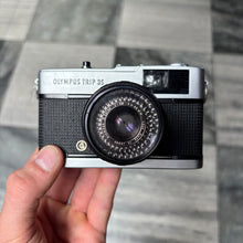 Load image into Gallery viewer, Olympus Trip 35