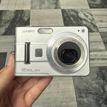Load image into Gallery viewer, Casio Exilim EX-Z57