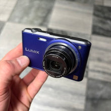 Load image into Gallery viewer, Panasonic Lumix DMC-SZ3