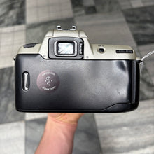 Load image into Gallery viewer, Nikon F60