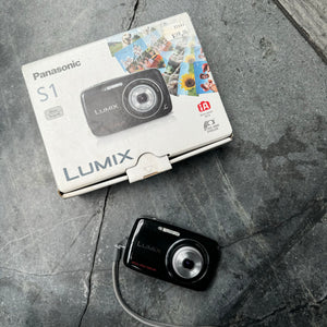 Panasonic Lumix DMC-S1