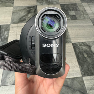 Sony DCR-HC52E MiniDV Camcorder