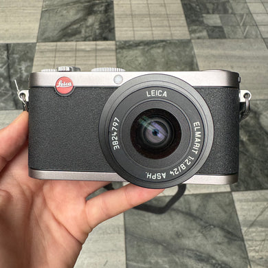 Leica X1