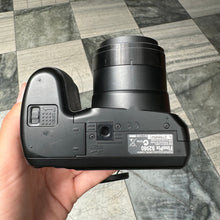 Load image into Gallery viewer, Fujifilm FinePix S2980