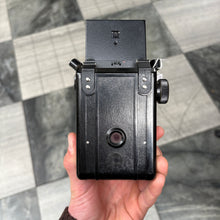 Load image into Gallery viewer, Lubitel 2