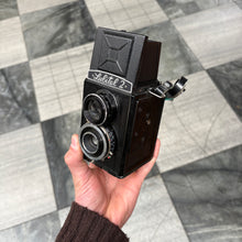 Load image into Gallery viewer, Lubitel 2