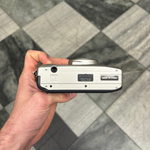 Load image into Gallery viewer, Minolta Riva Zoom 90