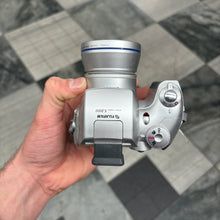 Load image into Gallery viewer, Fujifilm FinePix S3000