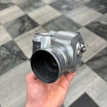 Load image into Gallery viewer, Fujifilm FinePix S3000