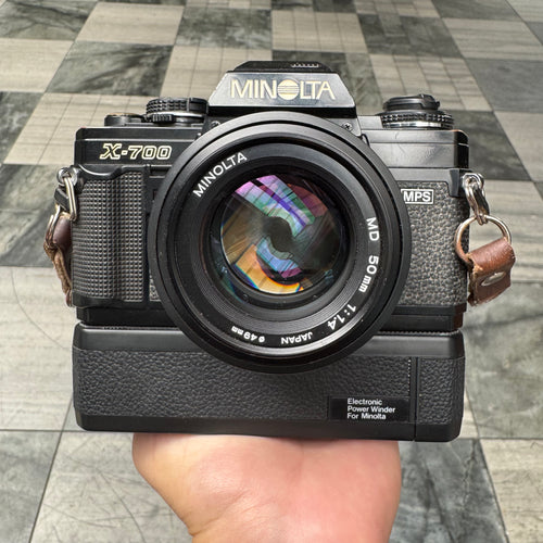 Minolta  X-700