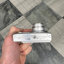 Load image into Gallery viewer, The Fujifilm FinePix F480