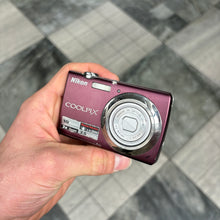 Load image into Gallery viewer, Nikon Coolpix S220