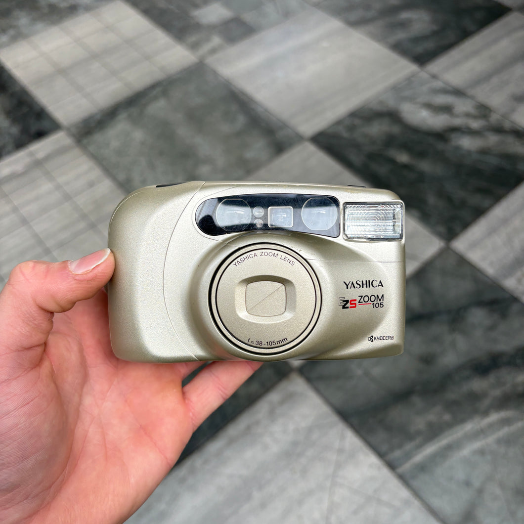 Yashica EZS Zoom 105