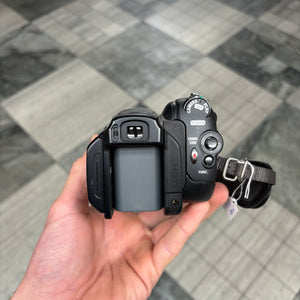 Canon Vixia HV30 Camcorder