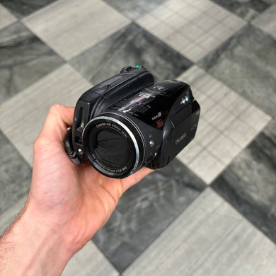 Canon Vixia HV30 Camcorder