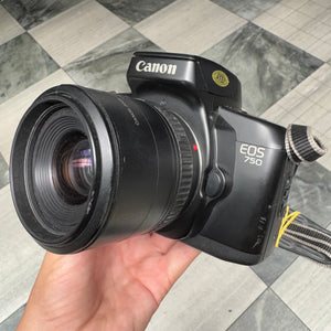 Canon EOS 750