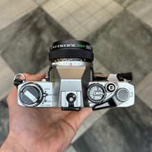 Load image into Gallery viewer, Olympus OM-10