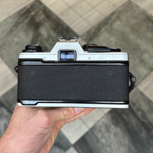 Load image into Gallery viewer, Olympus OM-10