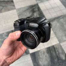 Load image into Gallery viewer, Fujifilm FinePix S2960