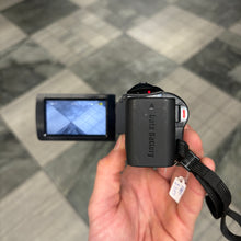Load image into Gallery viewer, The JVC GZ-E10BAA