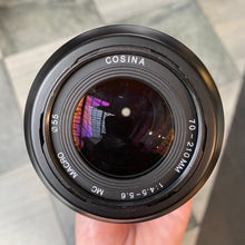 Load image into Gallery viewer, Cosina Macro 70-210mm f/4.5-5.6 lens