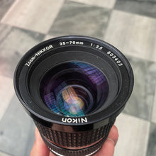 Load image into Gallery viewer, Nikon Zoom-Nikkor 35-70mm f/3.5 lens