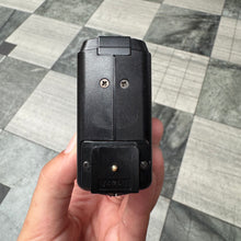 Load image into Gallery viewer, Minolta Electroflash 20 Flash