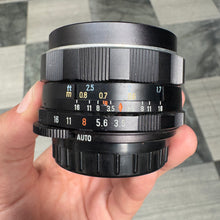 Load image into Gallery viewer, Super-Multi-Coated Takumar 35mm f/3.5 Lens