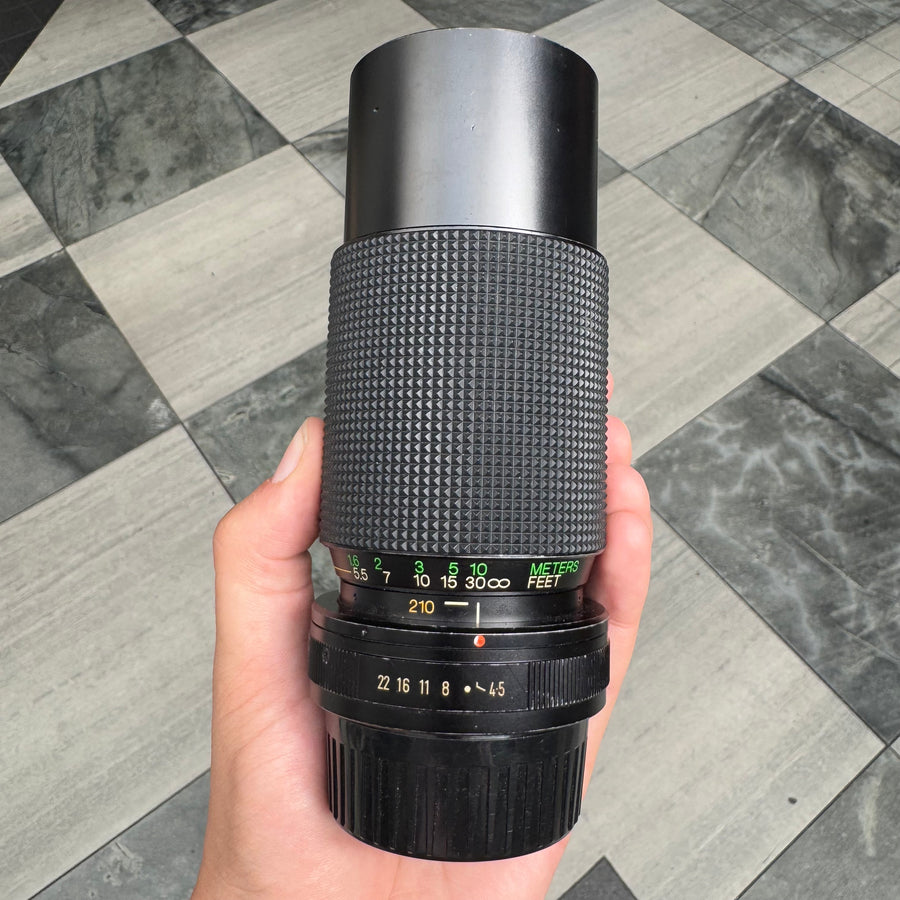 Vivitar Macro Focusing Zoom 70-210mm f/4.5 Lens