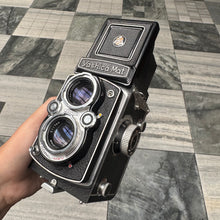 Load image into Gallery viewer, Yashica Mat