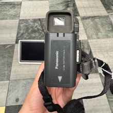 Load image into Gallery viewer, Panasonic NV-DS35 Camcorder