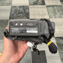 Load image into Gallery viewer, Panasonic NV-DS35 Camcorder